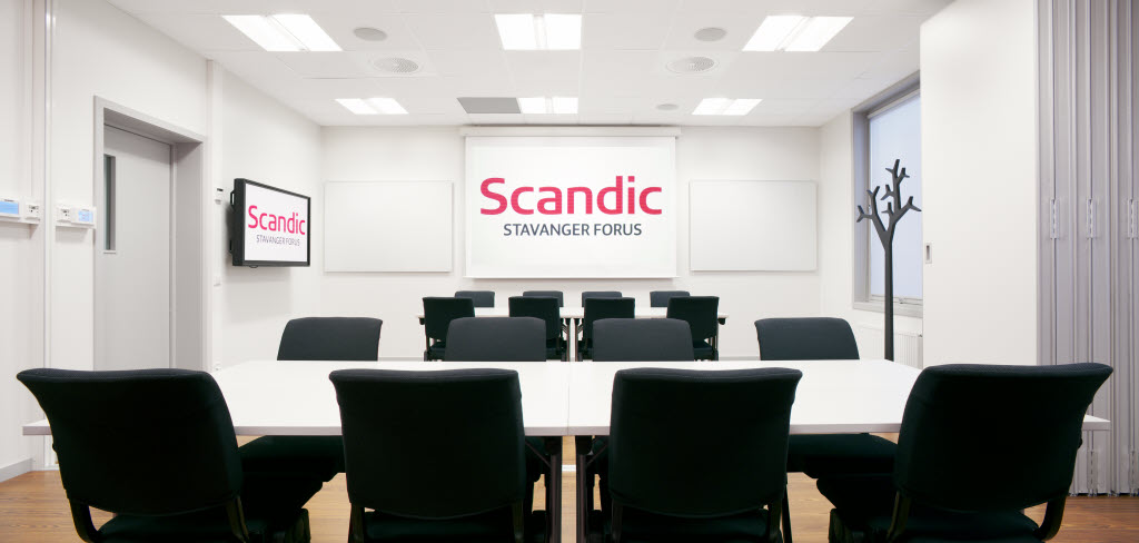 Copyright: Fotograf Ole Dyre Hesledalen, P.O. Box 987 Sentrum, NO-0104 Oslo, Norway, +47 95 15 90 95, oledyre@gmail.com Møte- og konferanserom, Scandic Stavanger Forus